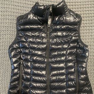 Mountain Hardwear Ghost Whisperer down vest